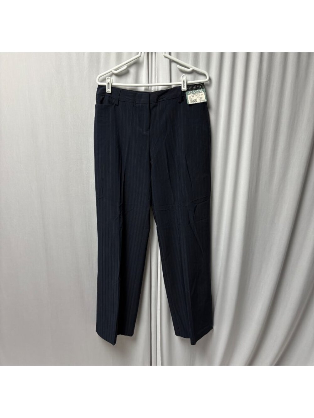 Geoffrey Beene Sport Navy Pinstripe Stretch Trousers Womens Size 10R Pants NEW